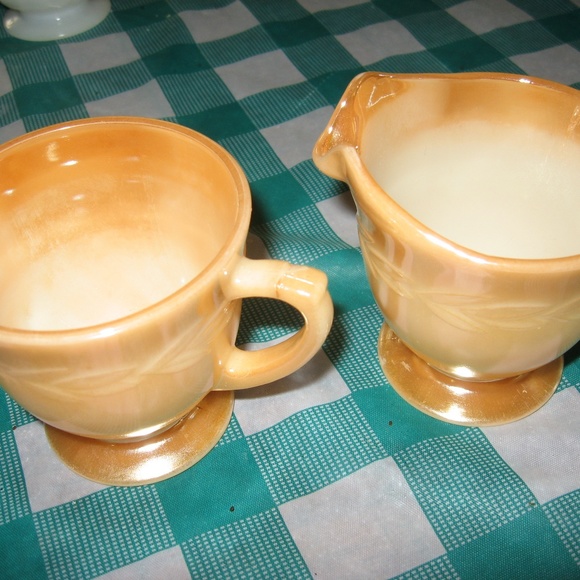 Vintage Peach Fire King sugar/ creamer - Picture 1 of 8